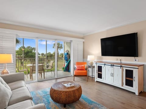 Beach Villa 2216- Captiva One Bedroom Deluxe Beachfront Residence House in Sanibel Island