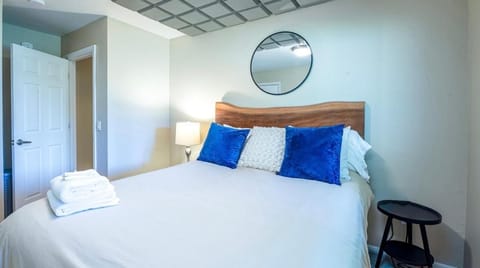 Baby Bella- w/ concierge laundry service Apartment in Corvallis