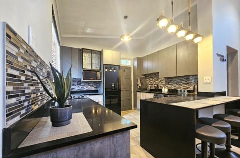 Dinner, kitchen