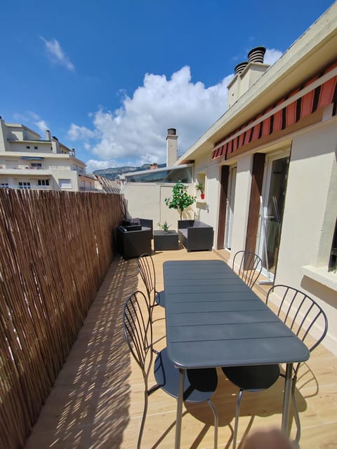 Patio, Day