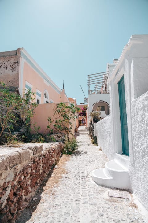 The Beauty of Oia House in Oia