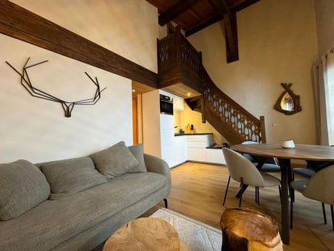 Chalet LE REPAIRE proches des Pistes Apartment in Combloux