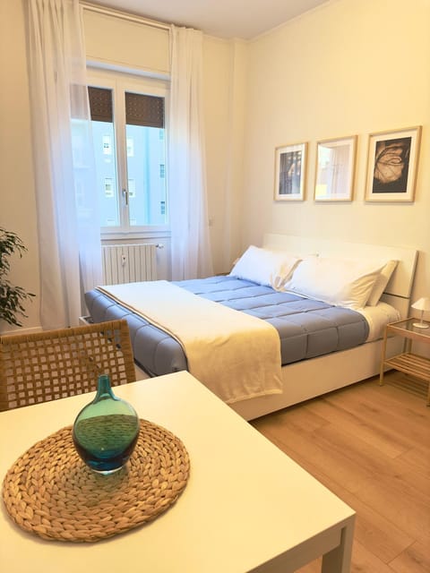 Living room, Photo of the whole room