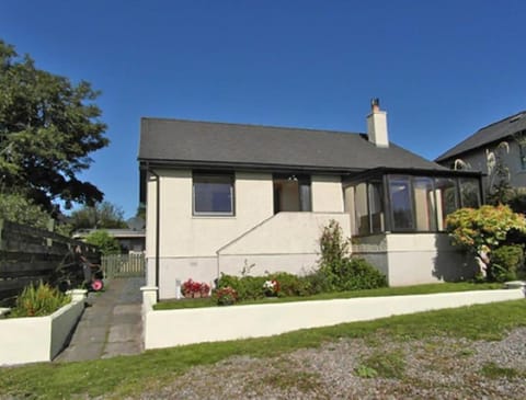 Ard Luing House in Scotland