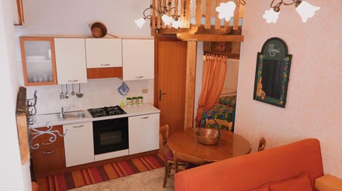 Living room, Photo of the whole room