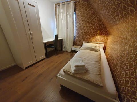 Seating area, wardrobe