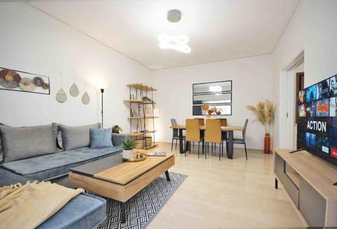 Alkuoni lux flat at PFaliro Apartment in South Athens