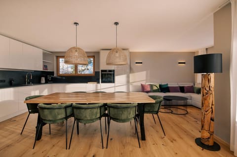 TV and multimedia, Living room, Dining area, kitchen