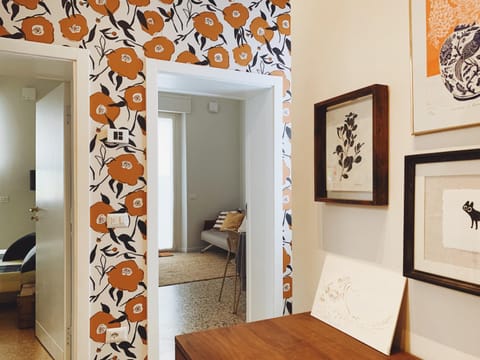 Facade/entrance, Living room, Decorative detail, Decorative detail