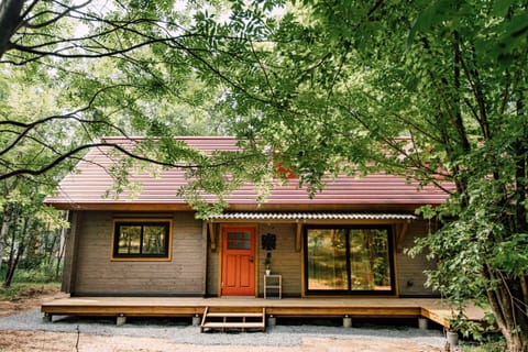 Property building, Day