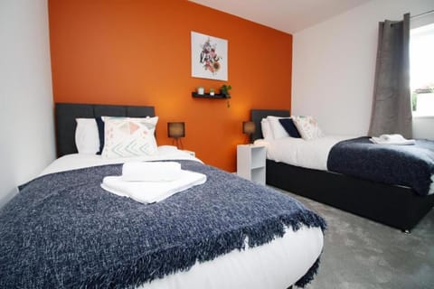 Cardiff Central 2-Bedroom on North Road Apartment in Cardiff