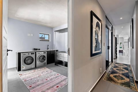 11 on Orange House in Cape Town