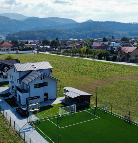 Property building, Neighbourhood, Natural landscape, Mountain view