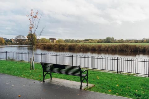 James Street 2 Bedroom Apartment Apartment in Stirling