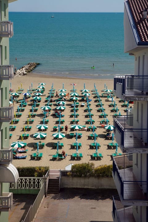 Day, Beach