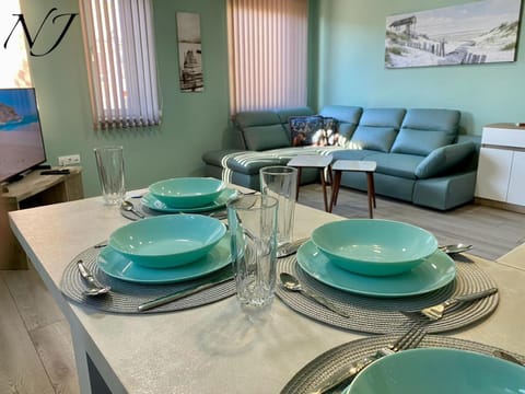 Living room, Seating area, Dining area