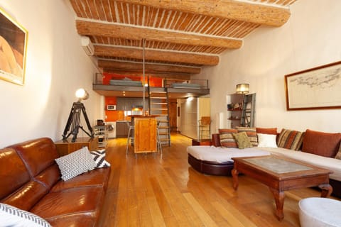 Property building, Living room