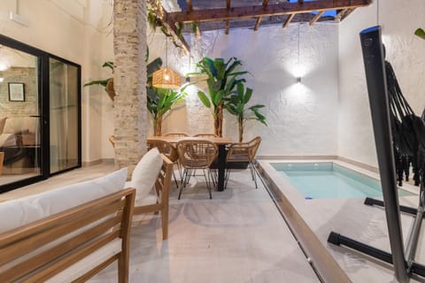 Off site, Summer, Garden, Balcony/Terrace, Evening entertainment, Garden view, Pool view, Swimming pool, Open Air Bath, sunbed