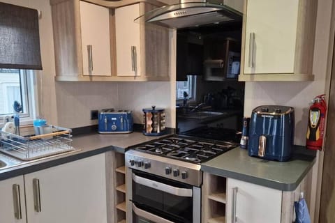 Contemporary Home at Ashford Rise, Tarka Holiday Park, Barnstaple - Beach-Coast-Tarka Trail House in Barnstaple