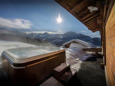 Natural landscape, Winter, Hot Tub, Mountain view