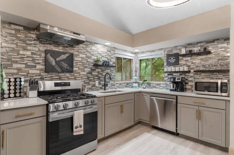 Good Vibes Roll House in Jollyville