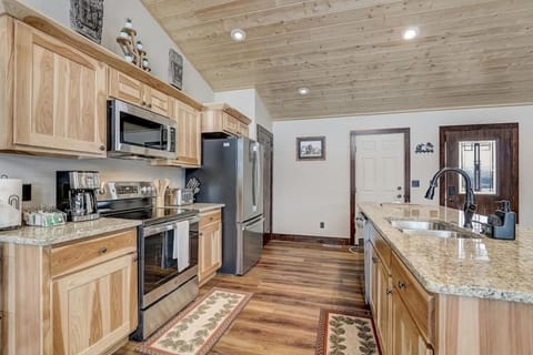 Castle Rock and Buckhorn Beach Lake Home House in Wisconsin