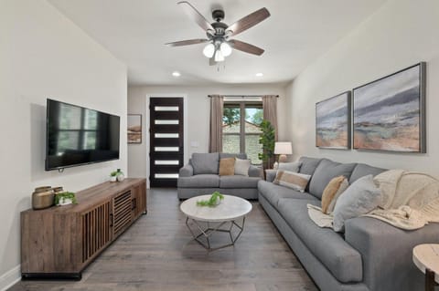 Hogan Haven House in Point Venture