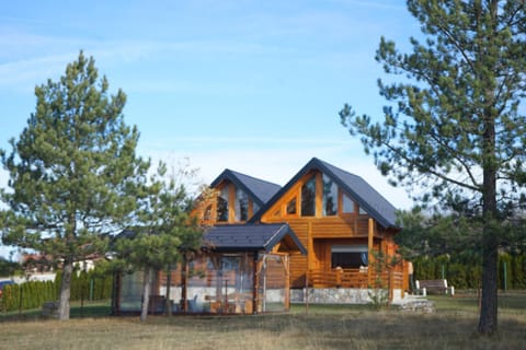 Zlatiborska sekvoja House in Zlatibor