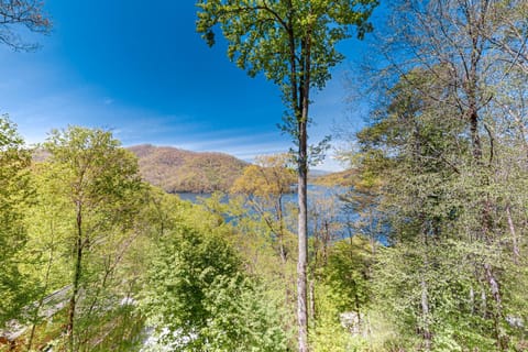 The Ridge at Nantahala House in Nantahala Lake