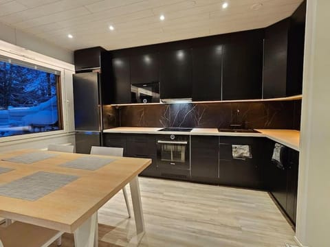 Lapland Lumina on Kuukkelintie Apartment in Rovaniemi