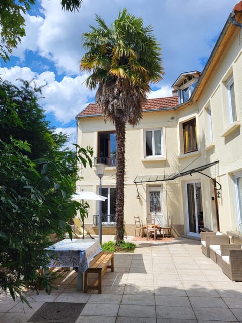 Maison familiale au calme House in Drancy