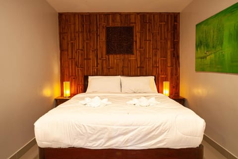 Lanta Thai Homestay Vacation rental in Sala Dan