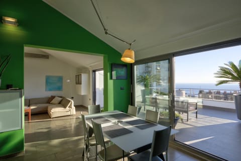 Day, View (from property/room), Balcony/Terrace, Living room, Seating area, Dining area, Sea view
