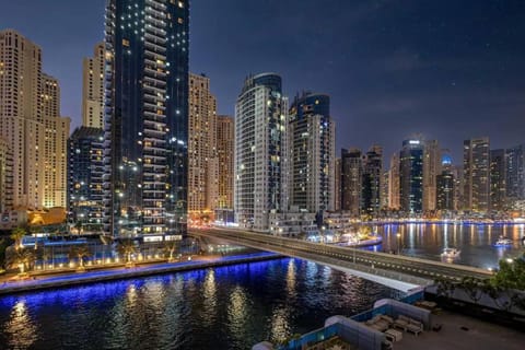 Nearby landmark, Night, Lake view