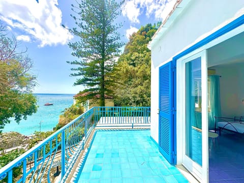 Property building, Day, Natural landscape, View (from property/room), Balcony/Terrace, Sea view