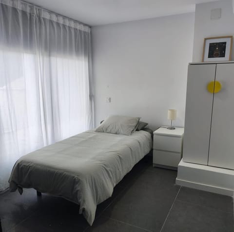 Apartamento P1 30min Sagrada Familia, 10 min playa Apartment in Badalona