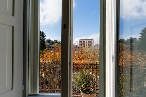 Balcony/Terrace, Garden view