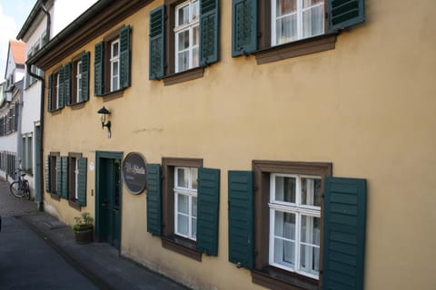 Facade/entrance, Day