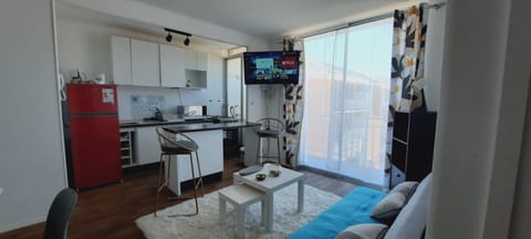 Communal lounge/ TV room, Balcony/Terrace, Kitchen or kitchenette, Living room, Dining area, Meeting/conference room, stove