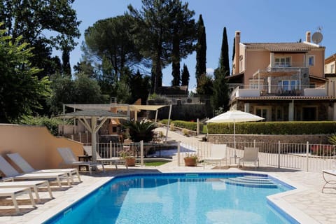Villa St Nicholas House With Private Heated Pool Villa in Corfu, Greece