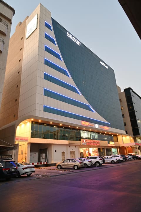 Property building, City view, Location