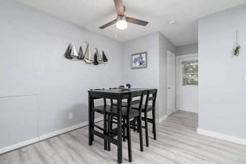 Just Off Wilton Drive Apt 4 Apartment in Wilton Manors