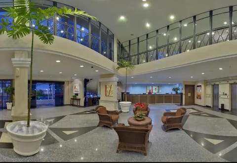 Lobby or reception, Seating area