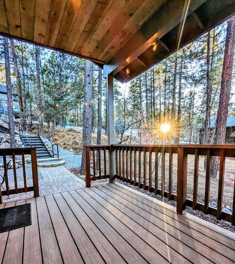 Patio, Day, Natural landscape, View (from property/room), Balcony/Terrace