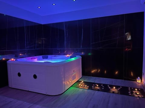 Hot Tub