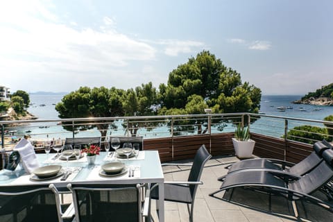 Fishing, Snorkeling, Balcony/Terrace, Beach, Windsurfing, Canoeing