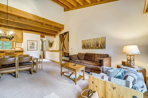 Less Than 1 Mi to North Star Resort Condo with Balcony House in Northstar Drive