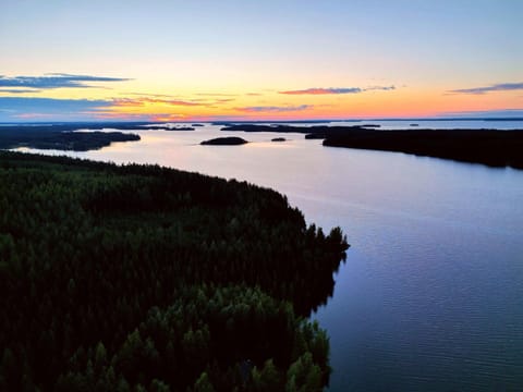 Bird's eye view, Lake view