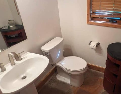 Walkable Ski Access at Silver Lake Lodge. House in Deer Valley