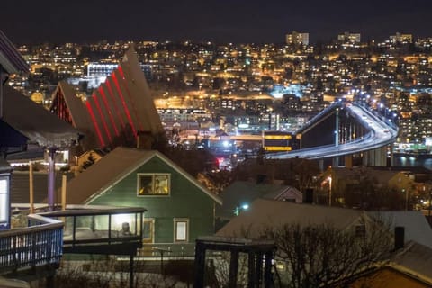 Great 2 bedroom apartment near Arctic Cathedral Apartment in Tromso